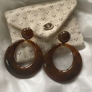 Sezane 'Gabrielle' Earrings in Coffee. *rare*